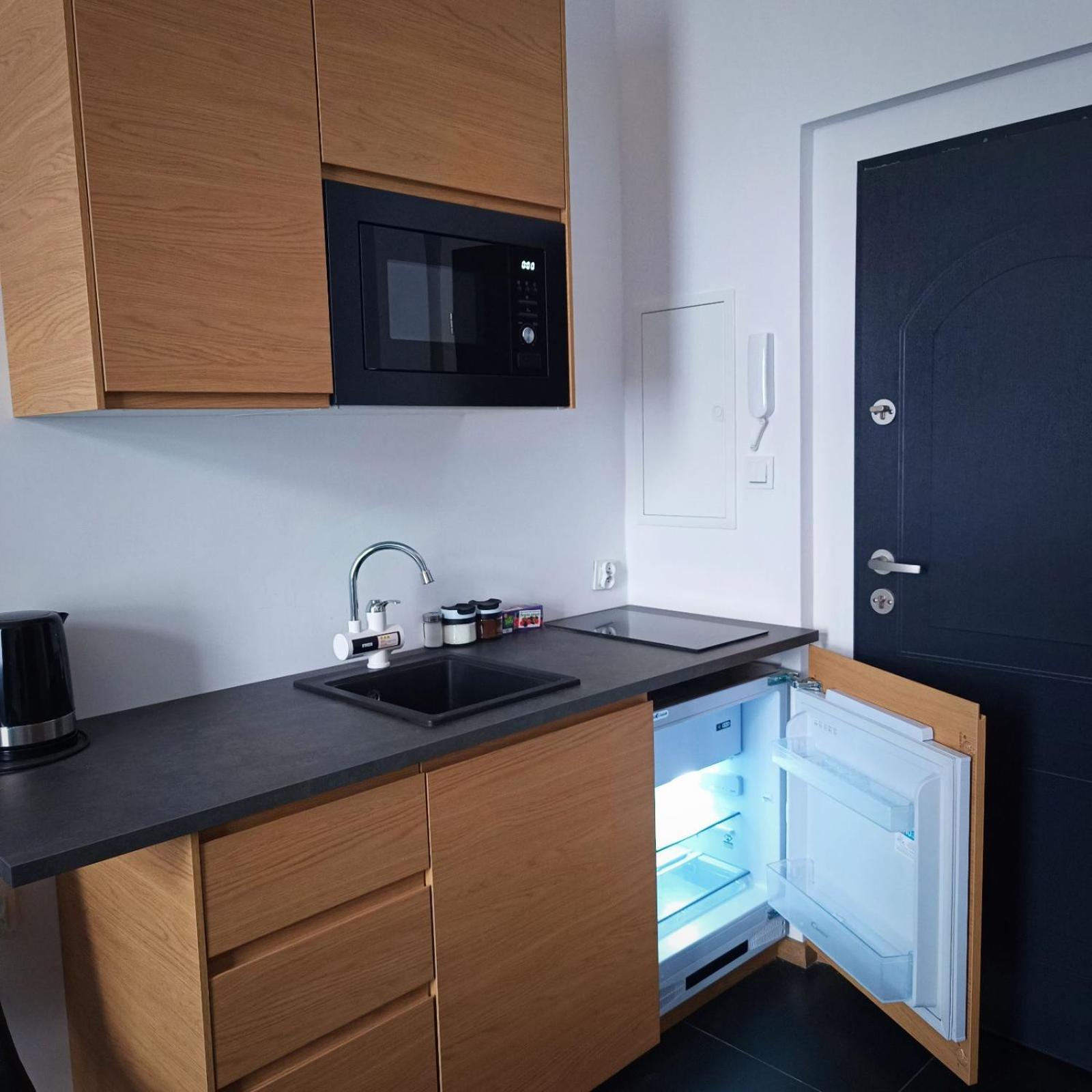 Mh Apartment Rzeszow Exterior photo